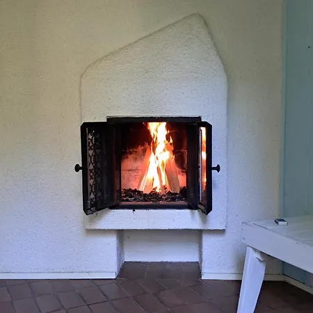 Aalto A - A Whole House With 5 Bedrooms And A Woodburning Sauna 奥卢