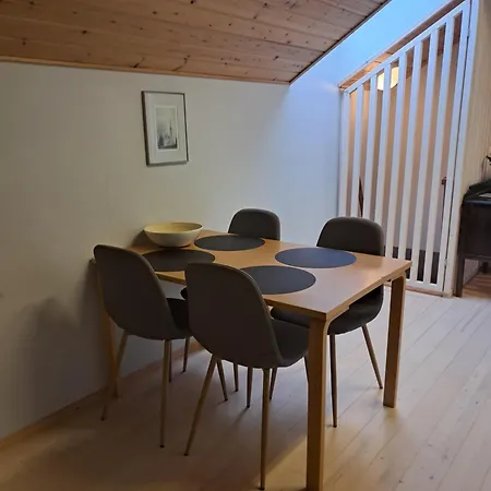 Aalto A - A Whole House With 5 Bedrooms And A Woodburning Sauna *